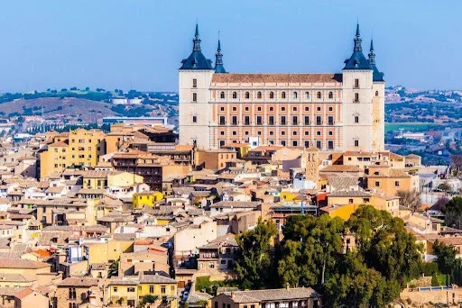 10 Cultural Differences You Will Notice While Touring Spain and Portugal