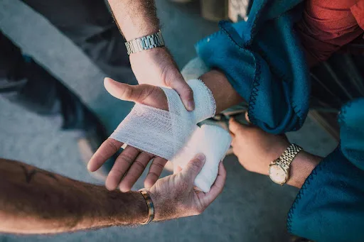What to Do If You Are Injured While Traveling