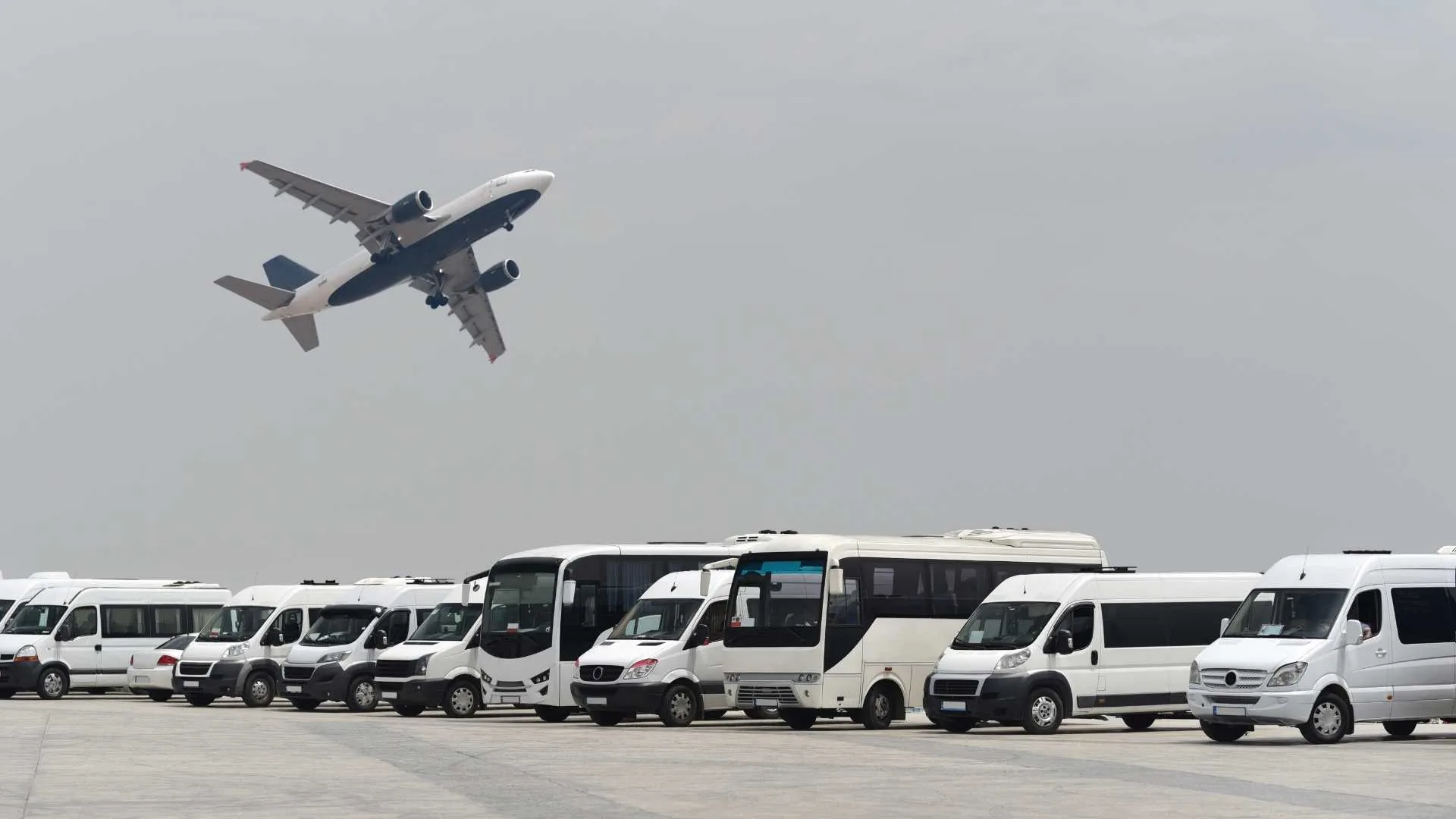 Travelers Are Choosing Private Airport Transfers