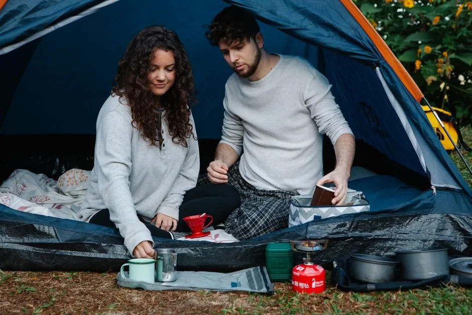 How to Plan a Cozy Tent Base Camp Trip