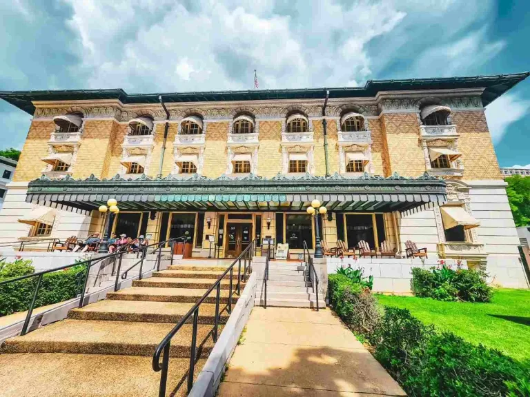 Fordyce Bathhouse Visitor Center And Museum