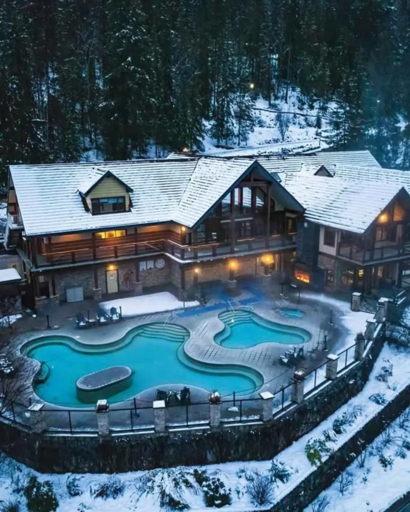 Halcyon Hot Springs Resort