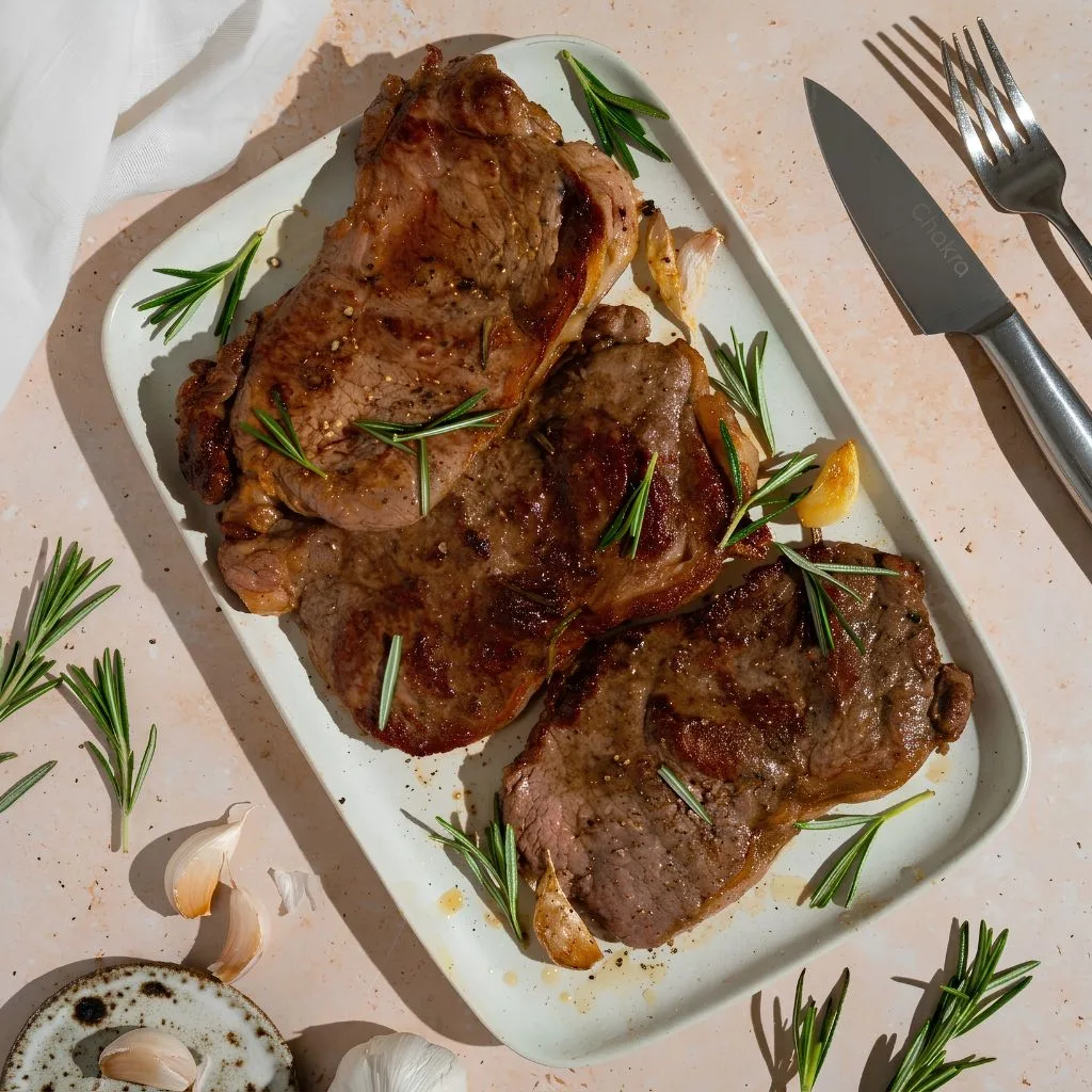 Pan Seared Sirloin Steak 2 - soakdestinations Pan Seared Sirloin Steak Recipe